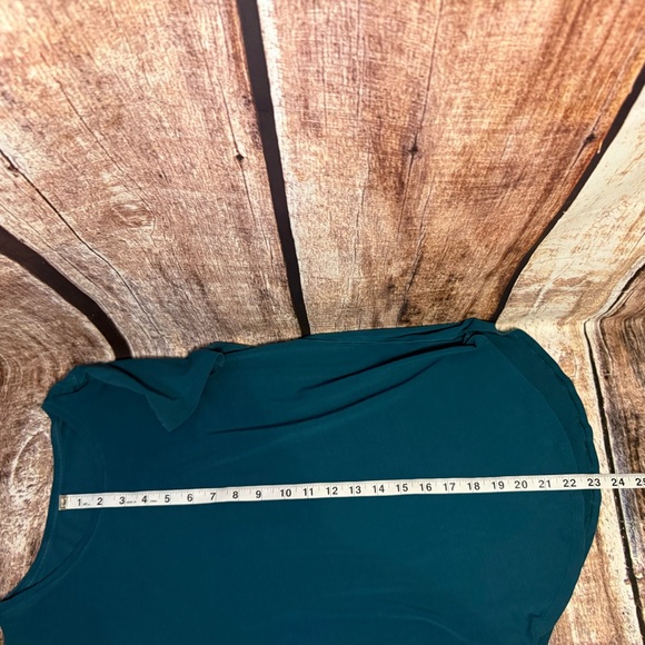 lululemon athletica Teal Short Sleeve Tee - Picture 7 of 7